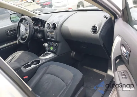 2013 Nissan Rogue S z USA, uszkodzony, nr VIN JN8AS5MT9DW546884